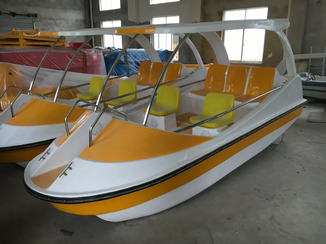 Promotion Electric Water Park Fiberglass Boat Play Equipment for Sale